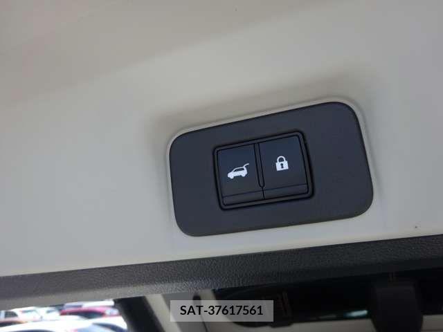 Nissan Ariya 2023-05 260672-12