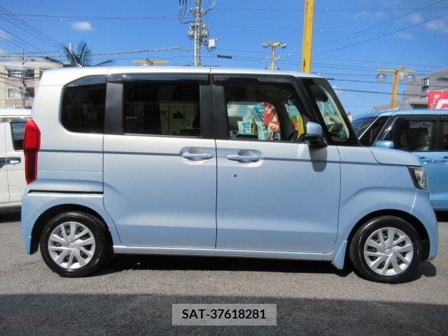 Honda N BOX 2018-01 307162-3