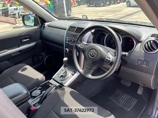 Suzuki ESCUDO 2010-02 327798-1