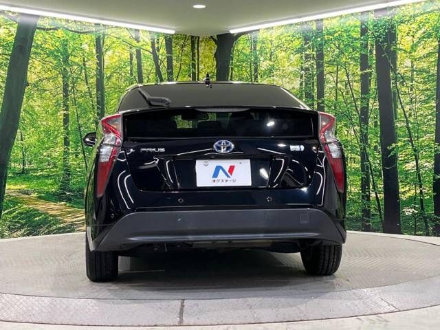 Toyota PRIUS 2017-03 19738-15
