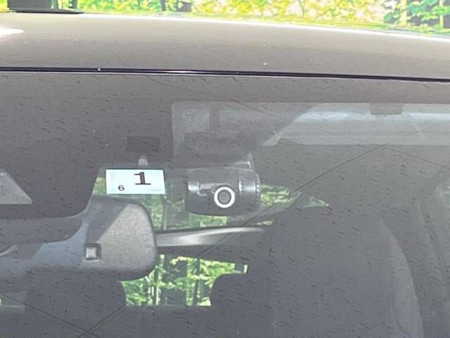 Toyota PRIUS 2017-03 19738-6