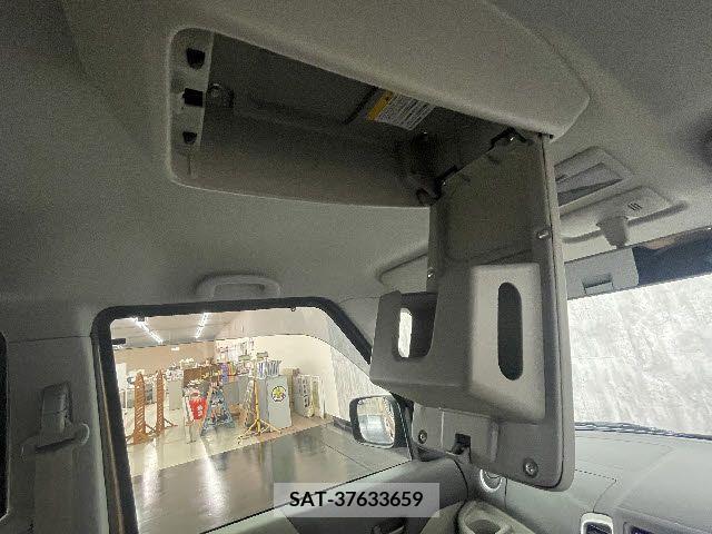 Suzuki SPACIA 2014-04 211867-10