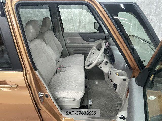 Suzuki SPACIA 2014-04 211867-9
