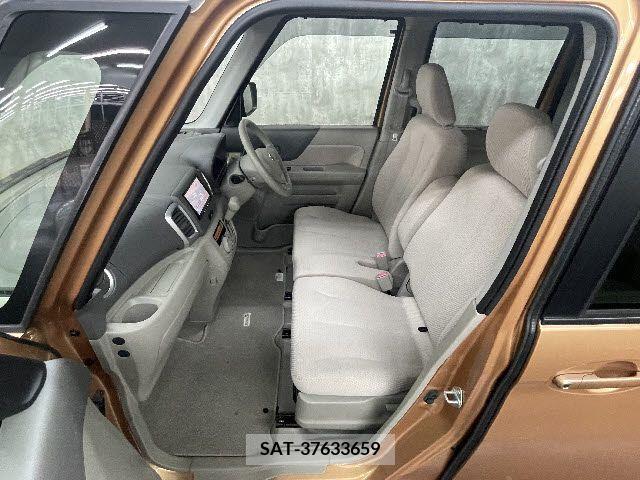 Suzuki SPACIA 2014-04 211867-12