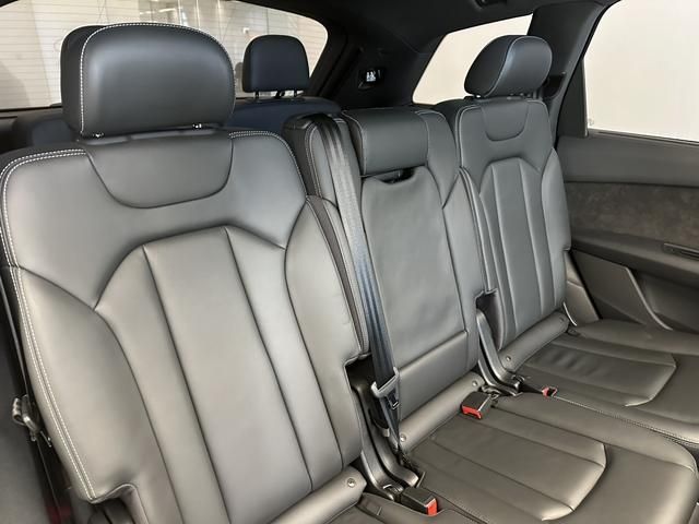 Audi Q7 2016-11 189959-16