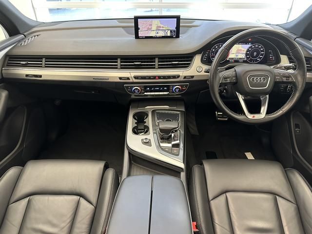 Audi Q7 2016-11 189959-7