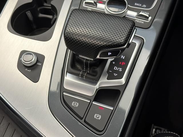 Audi Q7 2016-11 189959-13