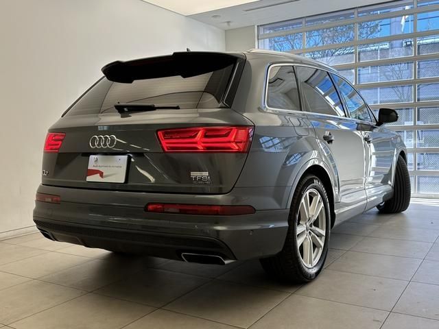 Audi Q7 2016-11 189959-1