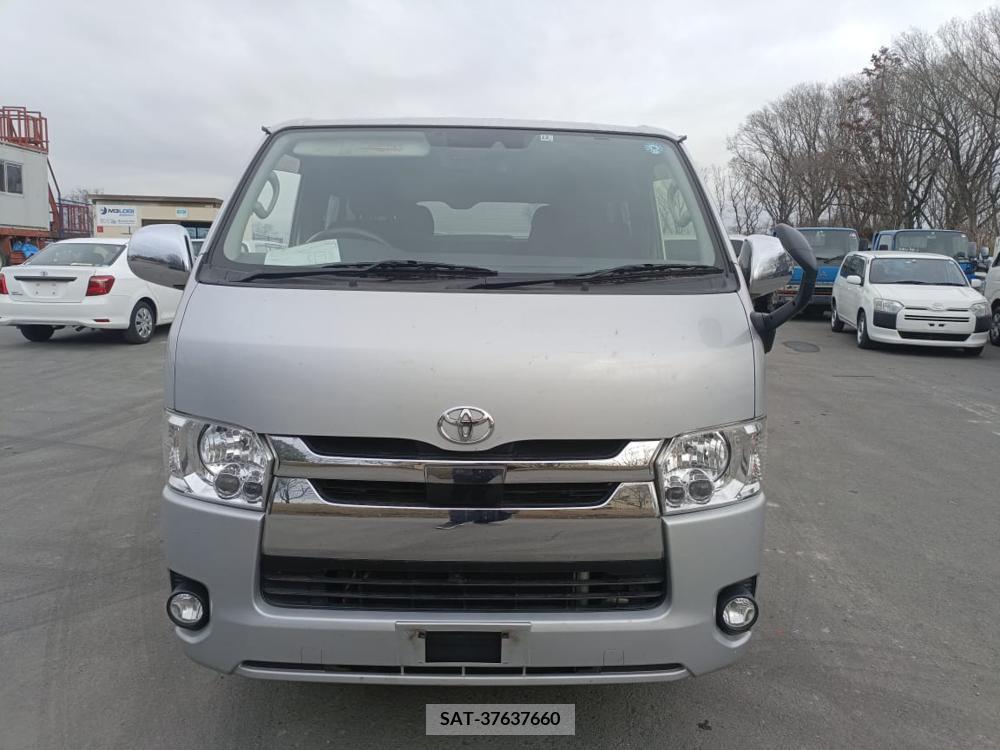 Toyota HIACE VAN 2017-12 334589-7