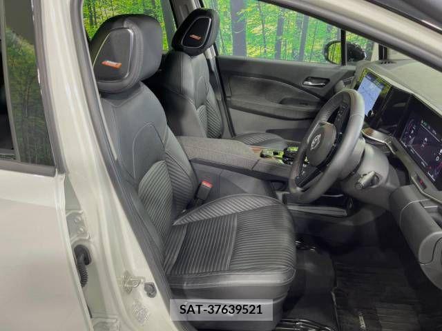 Nissan AURA 2022-03 246682-8