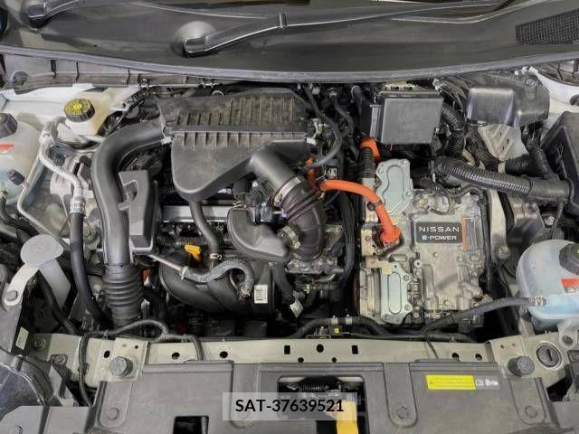 Nissan AURA 2022-03 246682-18