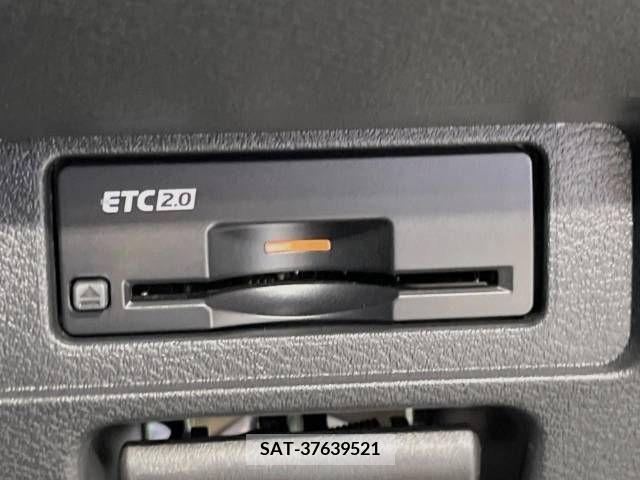 Nissan AURA 2022-03 246682-7