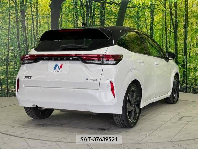 Nissan AURA 2022-03 246682-17
