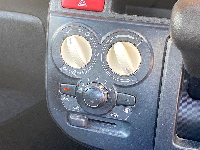 Mazda CAROL 2018-05 7751-14