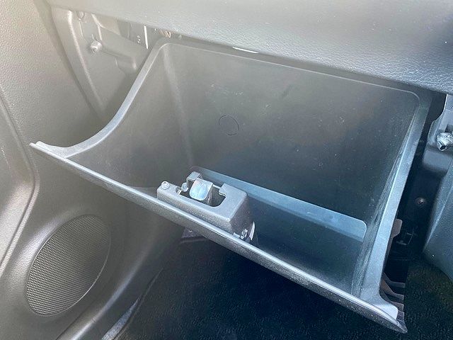 Mazda CAROL 2018-05 7751-23