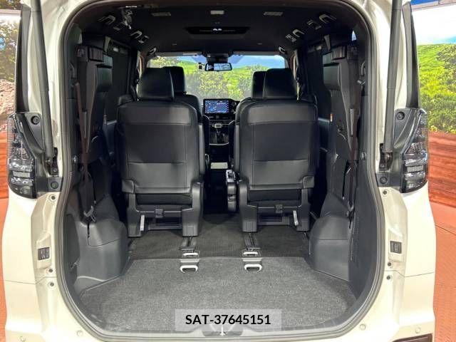 Toyota VOXY 2022-02 313559-10