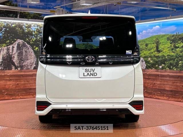 Toyota VOXY 2022-02 313559-15