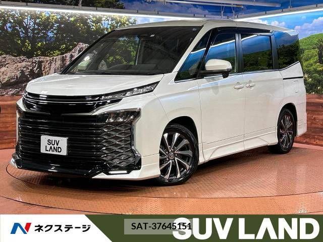 Toyota VOXY 2022-02 313559-0