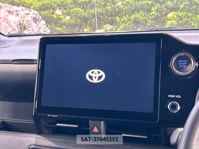 Toyota VOXY 2022-02 313559-3