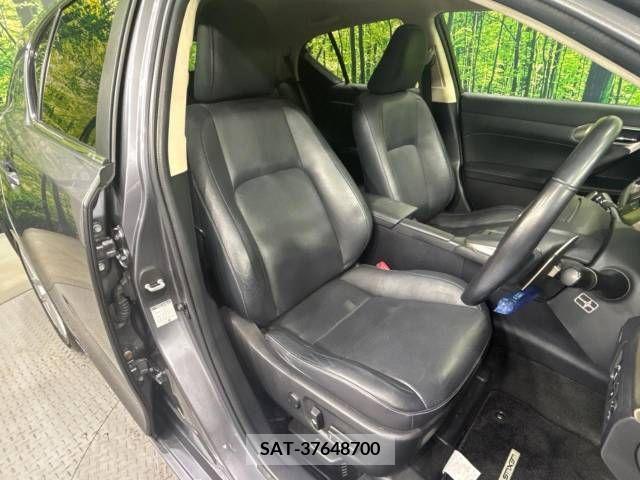 Lexus CT 2015-07 322698-8