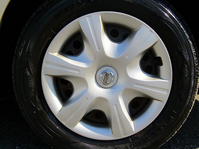 Nissan TIIDA 2010-10 180790-24