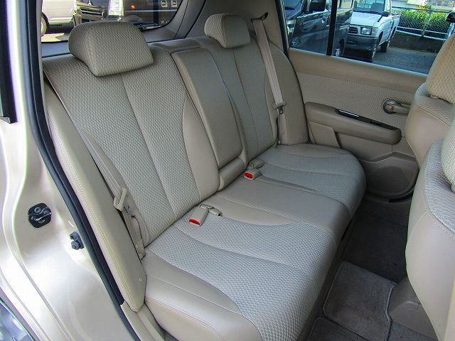 Nissan TIIDA 2010-10 180790-9