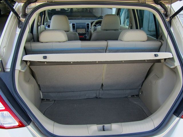 Nissan TIIDA 2010-10 180790-13