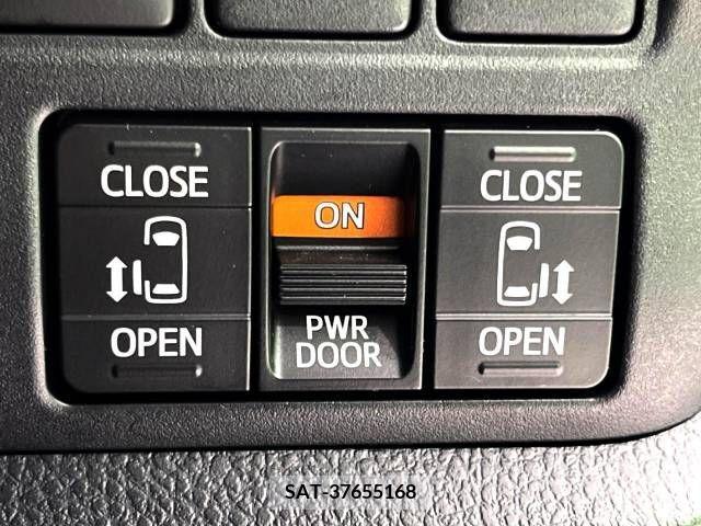 Toyota ESQUIRE 2019-03 214366-5