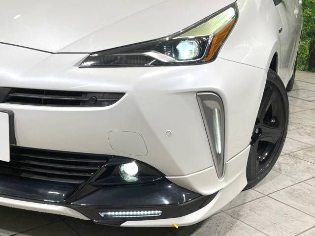 Toyota PRIUS 2019-02 190397-13