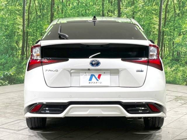 Toyota PRIUS 2019-02 190397-15