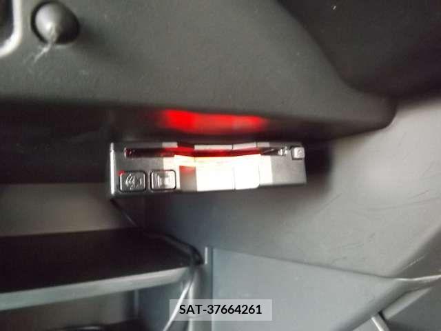 Nissan NOTE 2020-08 305518-11