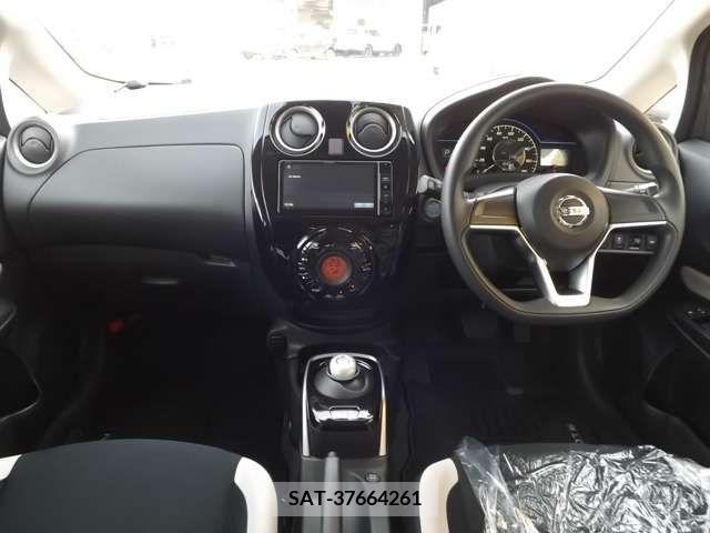 Nissan NOTE 2020-08 305518-3
