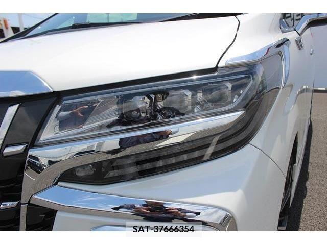 Toyota ALPHARD 2018-04 281076-10