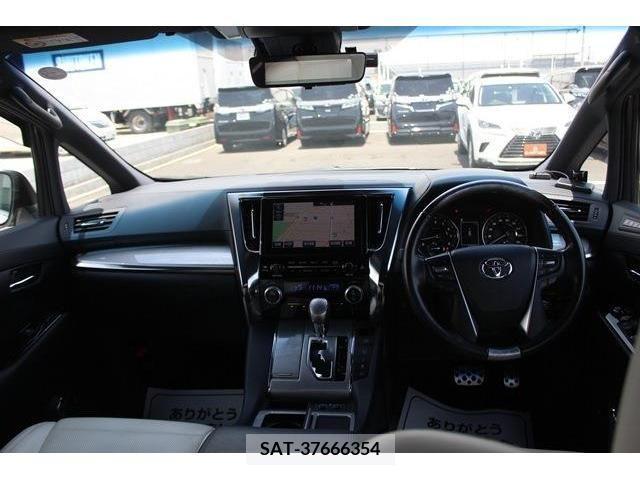 Toyota ALPHARD 2018-04 281076-15