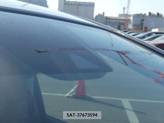 Nissan NOTE 2018-10 206752-4