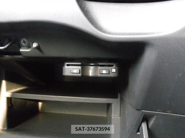 Nissan NOTE 2018-10 206752-3