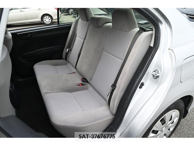 Toyota COROLLA AXIO 2015-04 265818-16