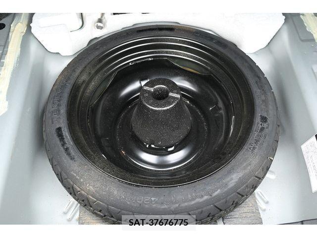 Toyota COROLLA AXIO 2015-04 265818-18