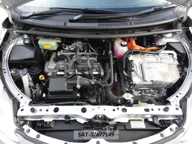 Toyota AQUA 2017-03 314284-14