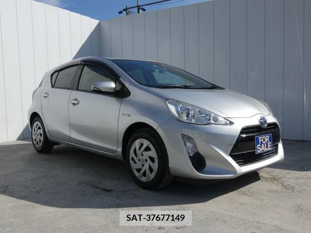 Toyota AQUA 2017-03 314284-0