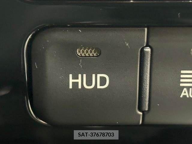 Toyota PRIUS 2016-12 366590-11