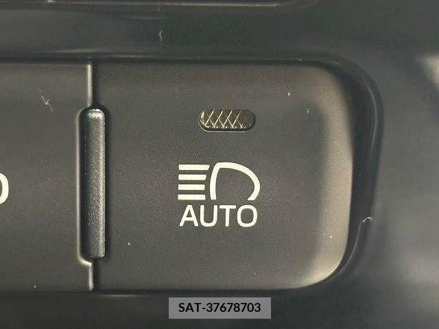 Toyota PRIUS 2016-12 366590-8