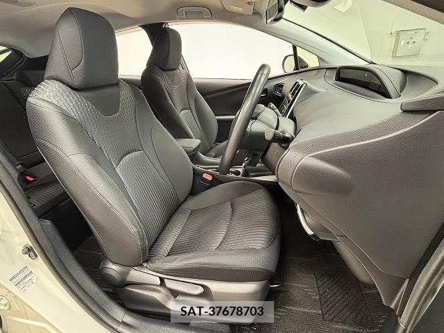 Toyota PRIUS 2016-12 366590-4