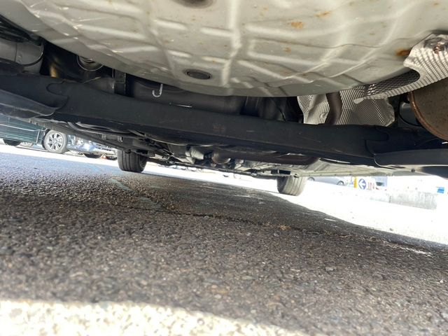 Nissan NOTE 2018-10 183327-11