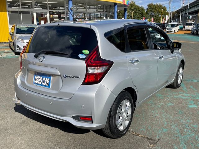 Nissan NOTE 2018-10 183327-2