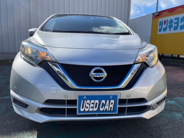 Nissan NOTE 2018-10 183327-19