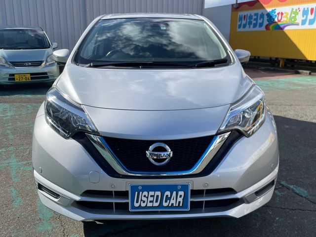 Nissan NOTE 2018-10 183327-3