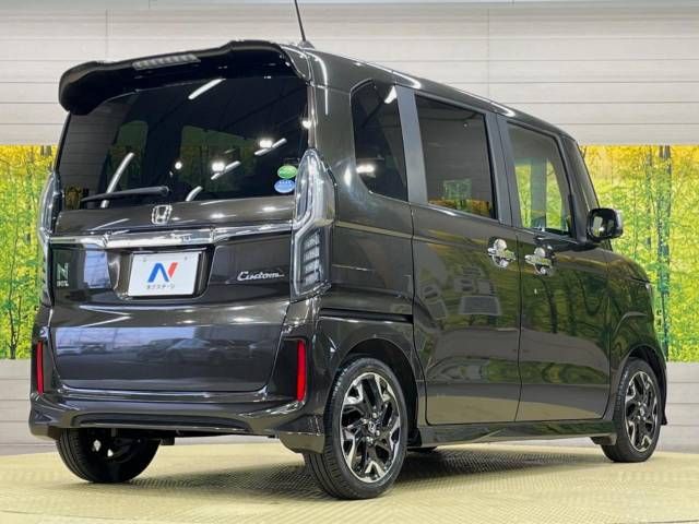 Honda N BOX CUSTOM 2018-10 188523-17