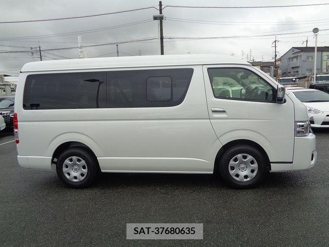 Toyota HIACE WAGON 2024-07 376782-27
