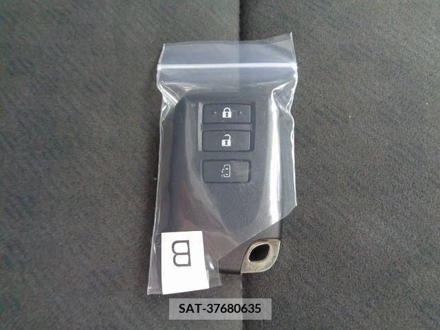 Toyota HIACE WAGON 2024-07 376782-26